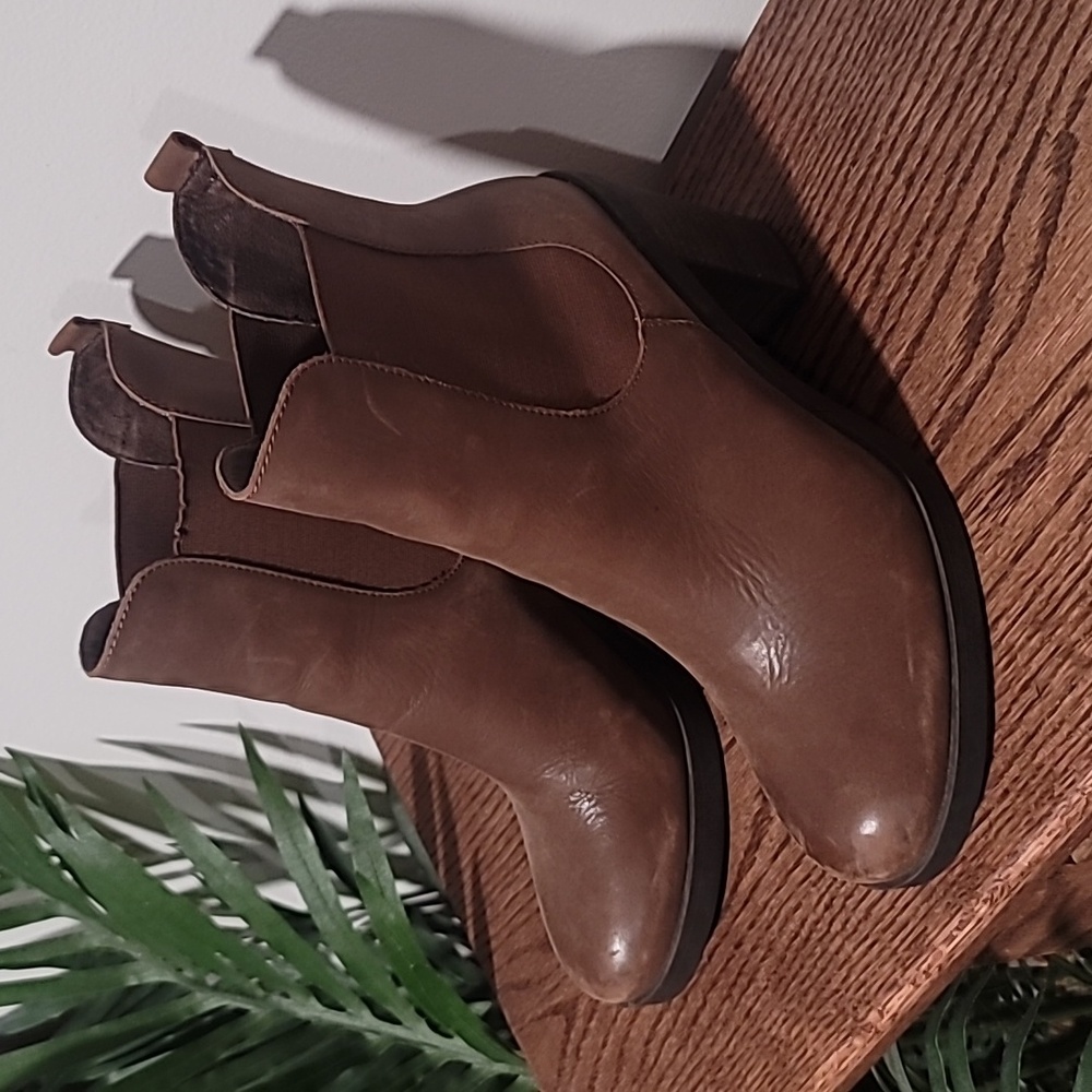 🌞🌞Crown Vintage After Hours Brown Leather Chelsea Heel Boots Womens 8